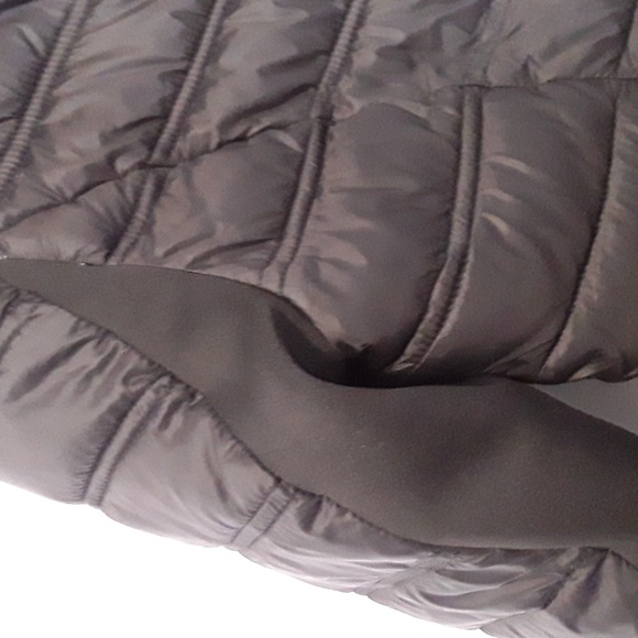 Laundry hooded puffer - Picture 3 of 7